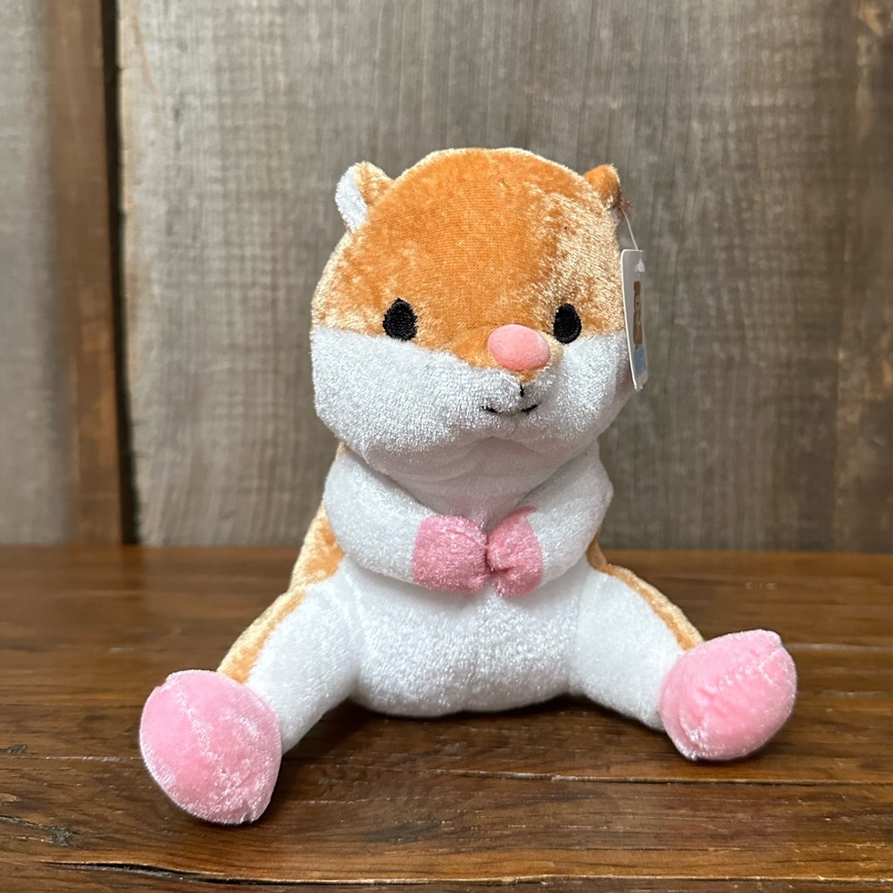 Goffa Sitting Hamster Stuffed Animal Toy Plush in Tan Boardwalk Arcade